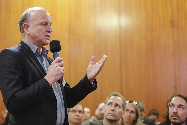 Eine Frage aus dem Publikum auf der Fachkonferenz &quot;Wirksam sanieren für den Klimaschutz&quot;