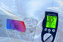 Das Angebot an Durchlauferhitzer auf dem Markt ist vielfältig. Oft ist es sinnvoll ein Gerät zu wählen, das den Stromverbrauch anzeigt und speichert.