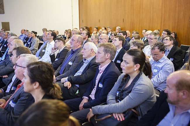 Publikum bei der Fachtagung „Wirksam sanieren für den Klimaschutz“.